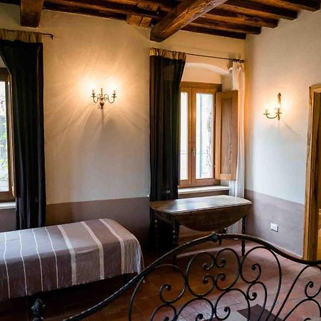 Agriturismo Bio Fattoria Di Pietra Giuncarico ภายนอก รูปภาพ