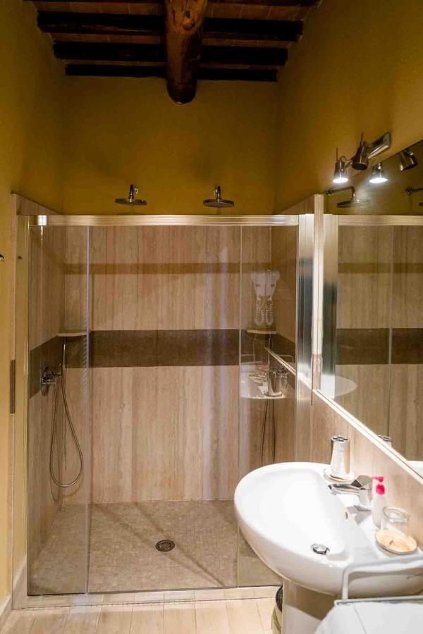 Agriturismo Bio Fattoria Di Pietra Giuncarico ภายนอก รูปภาพ