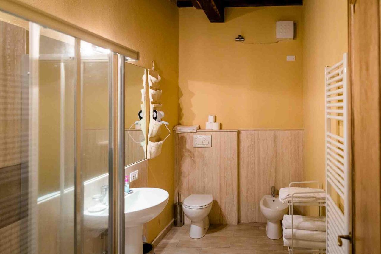 Agriturismo Bio Fattoria Di Pietra Giuncarico ภายนอก รูปภาพ