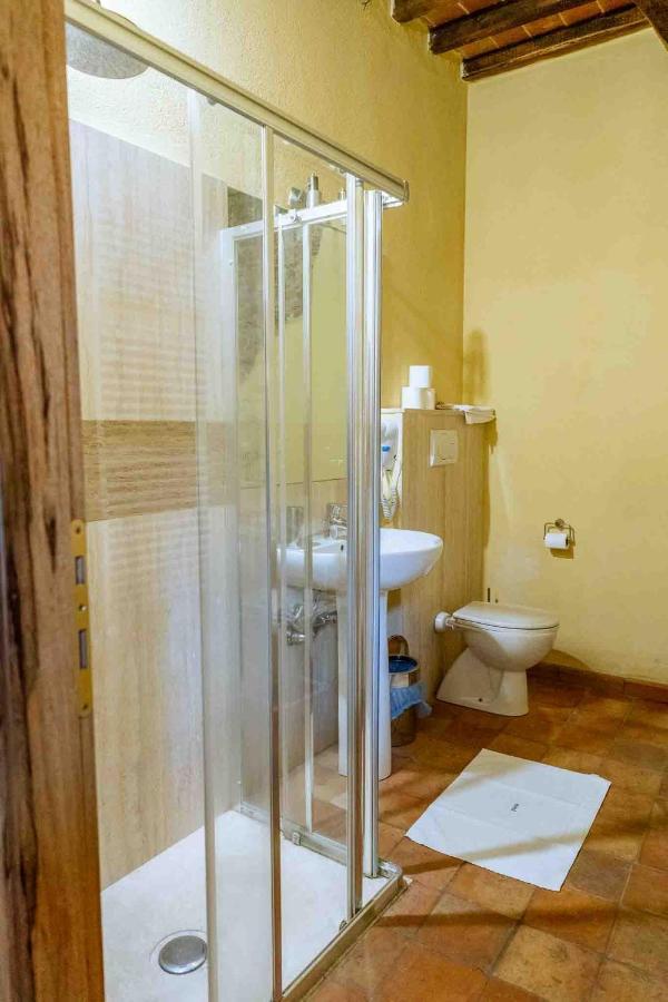 Agriturismo Bio Fattoria Di Pietra Giuncarico ภายนอก รูปภาพ