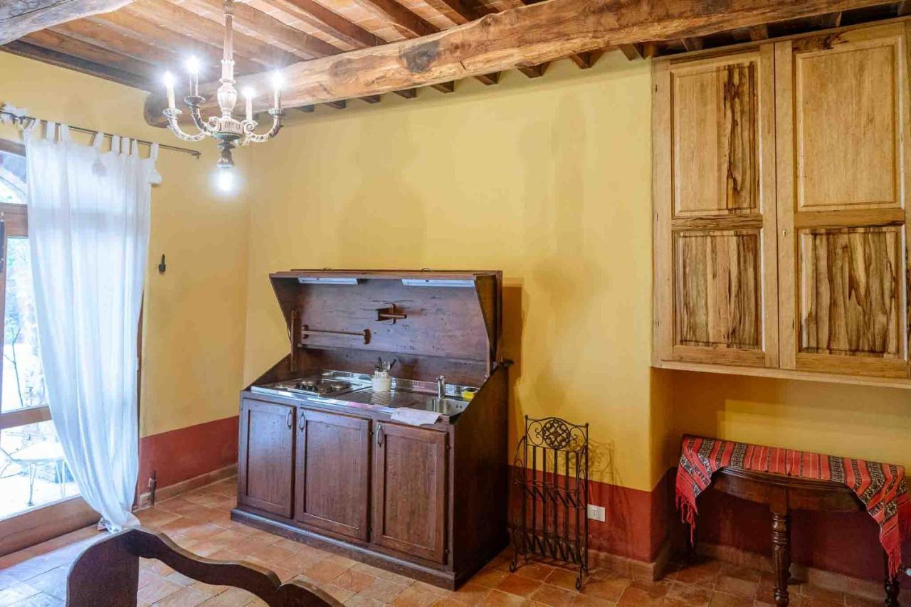 Agriturismo Bio Fattoria Di Pietra Giuncarico ภายนอก รูปภาพ