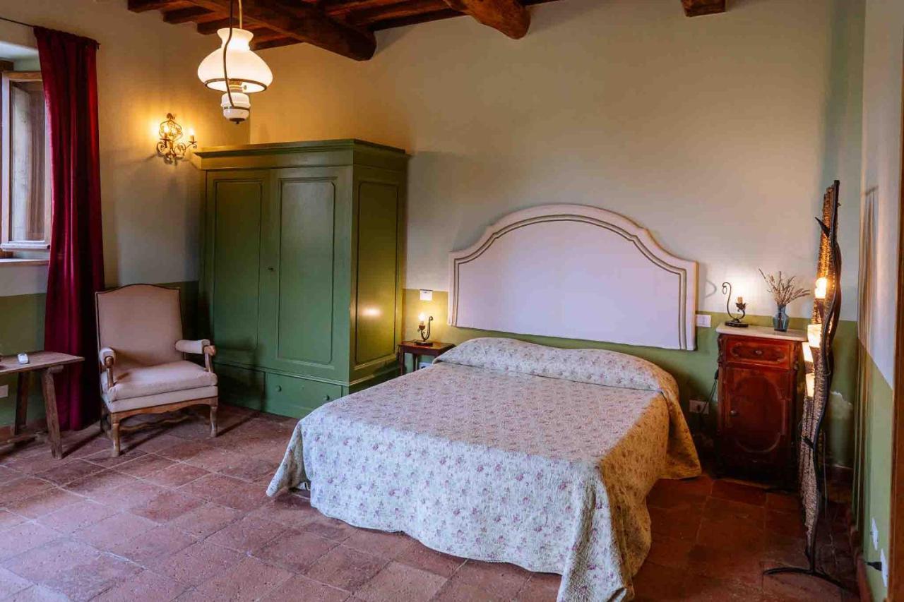 Agriturismo Bio Fattoria Di Pietra Giuncarico ภายนอก รูปภาพ